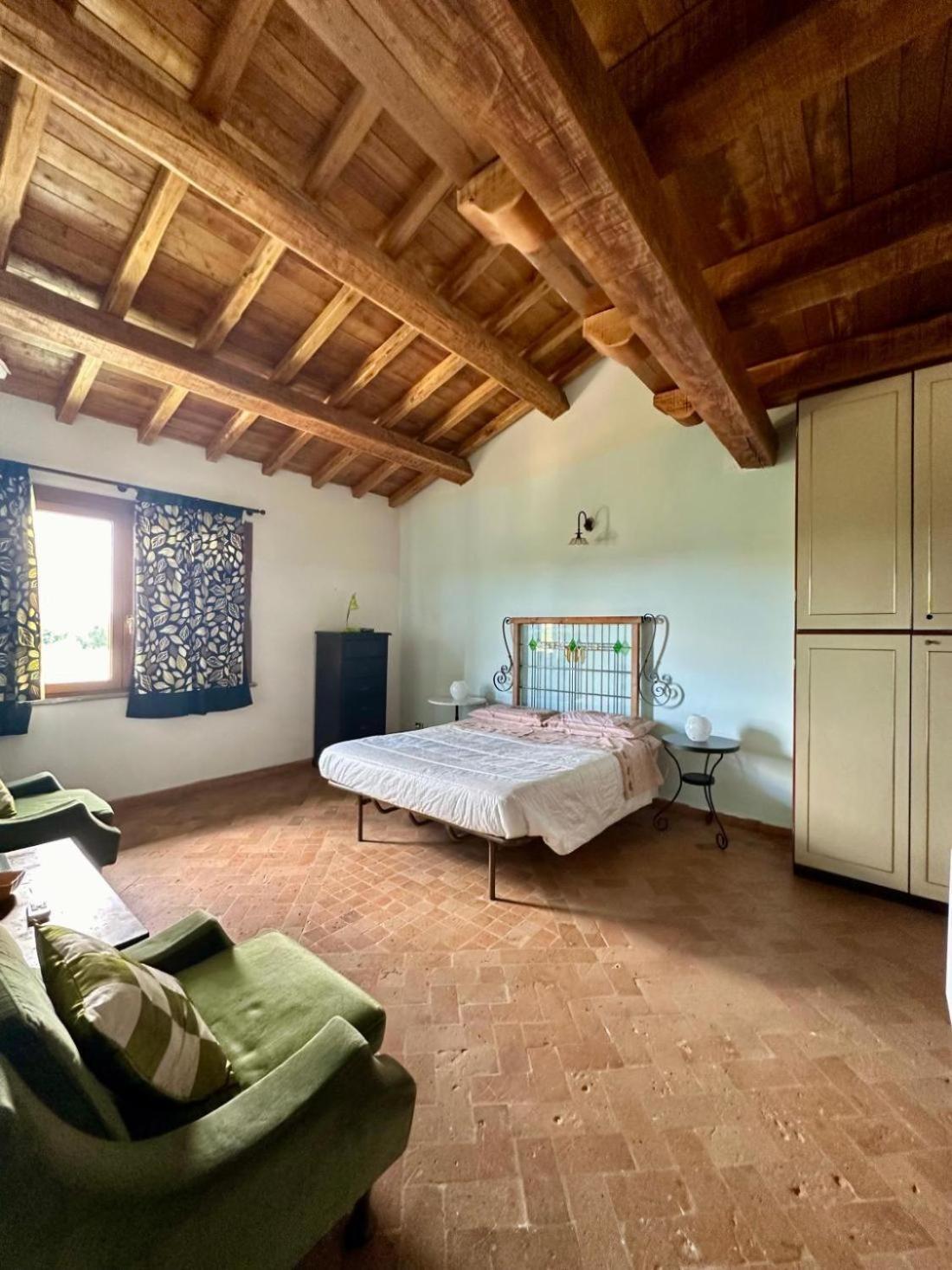 Affittacamere In - Bb - Country House, Rent- Roma Le Rughe